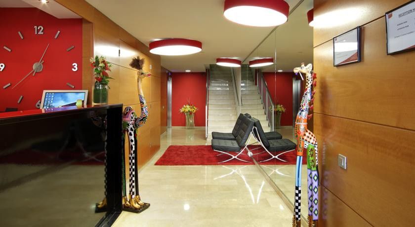 Castro Exclusive Residences Spa Sagrada Familia Барселона Интерьер фото